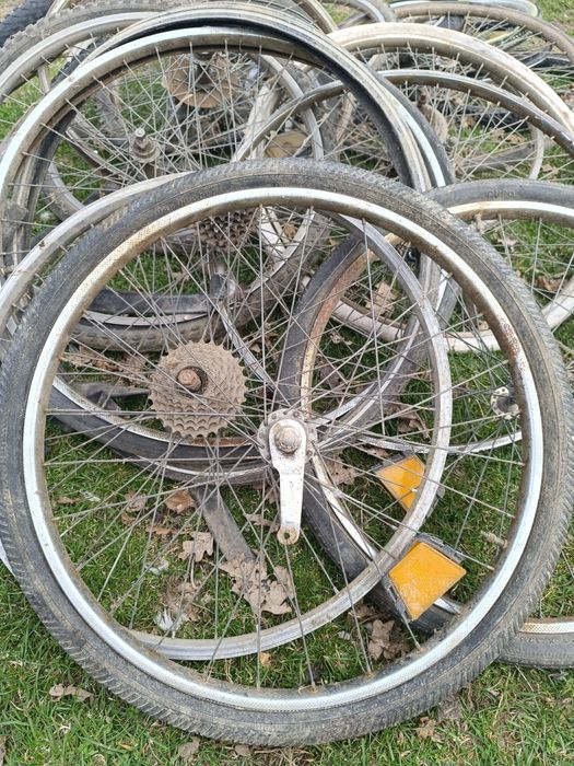 Koła rowerowe różne