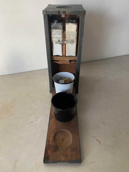 Laboratório militar portátil para depuração da água