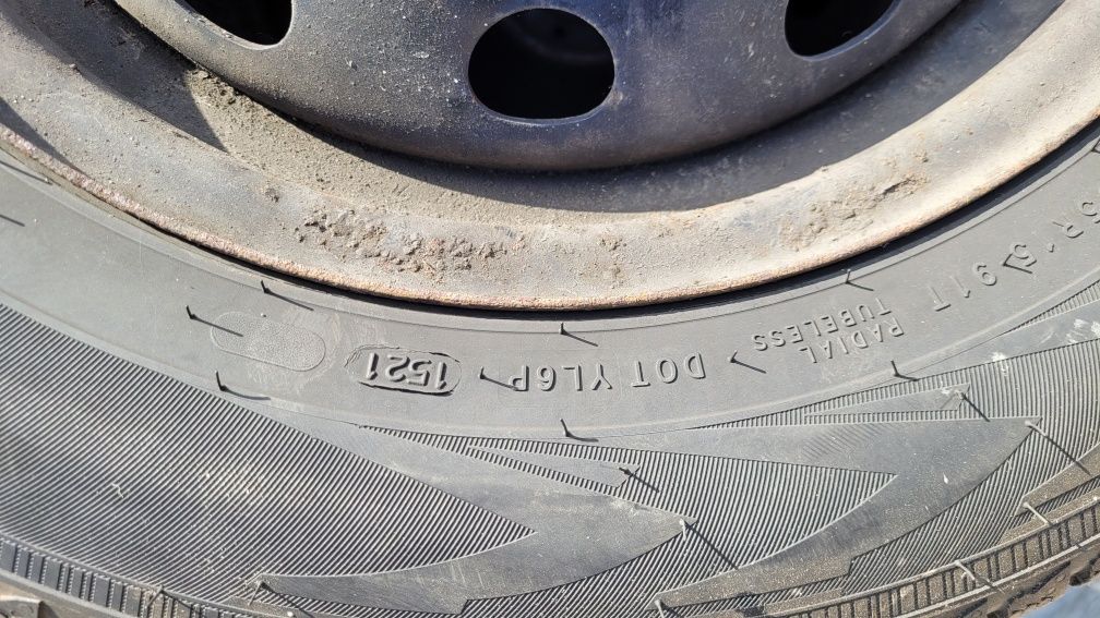 Opony koła felgi Nokian WR D4 195/65/15 4x98 Michelin Crossclimat