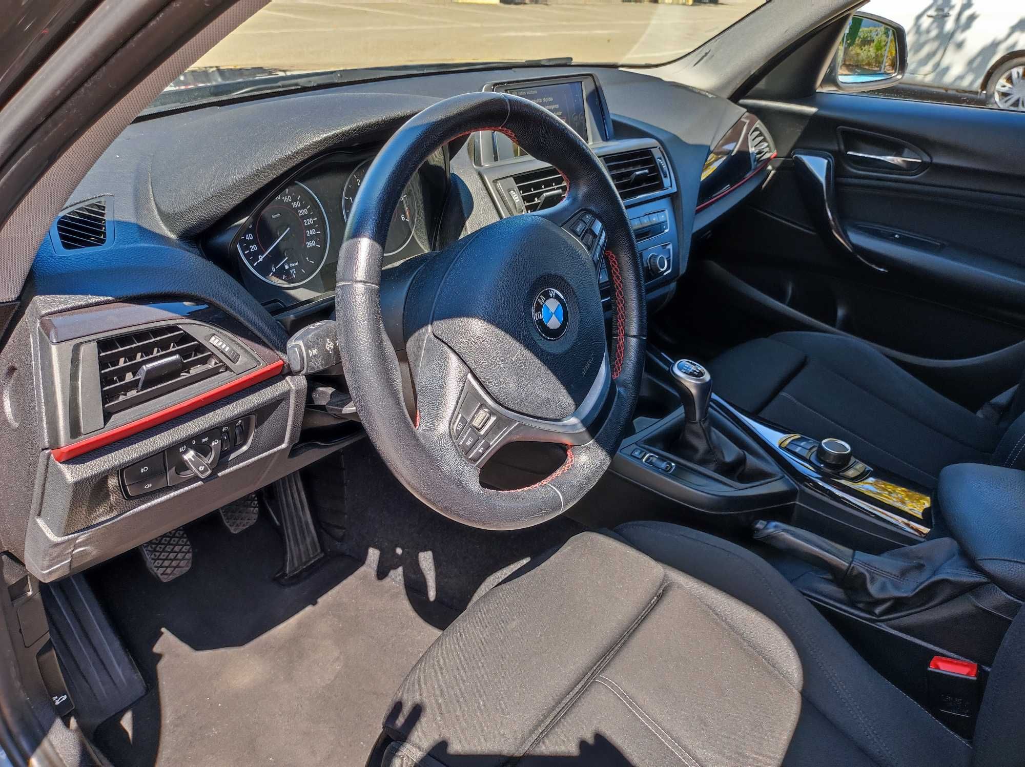 BMW 116d EfficientDynamics Sport 5 portas