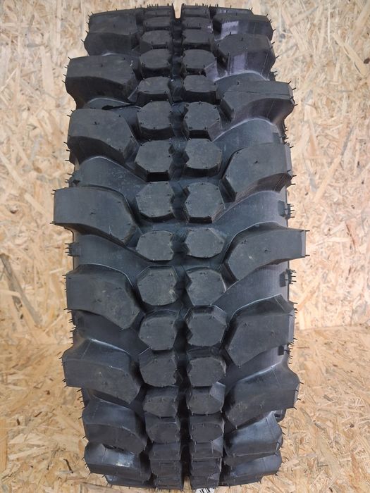 Opony terenowe 235 75 R15 Equipe Gat 1