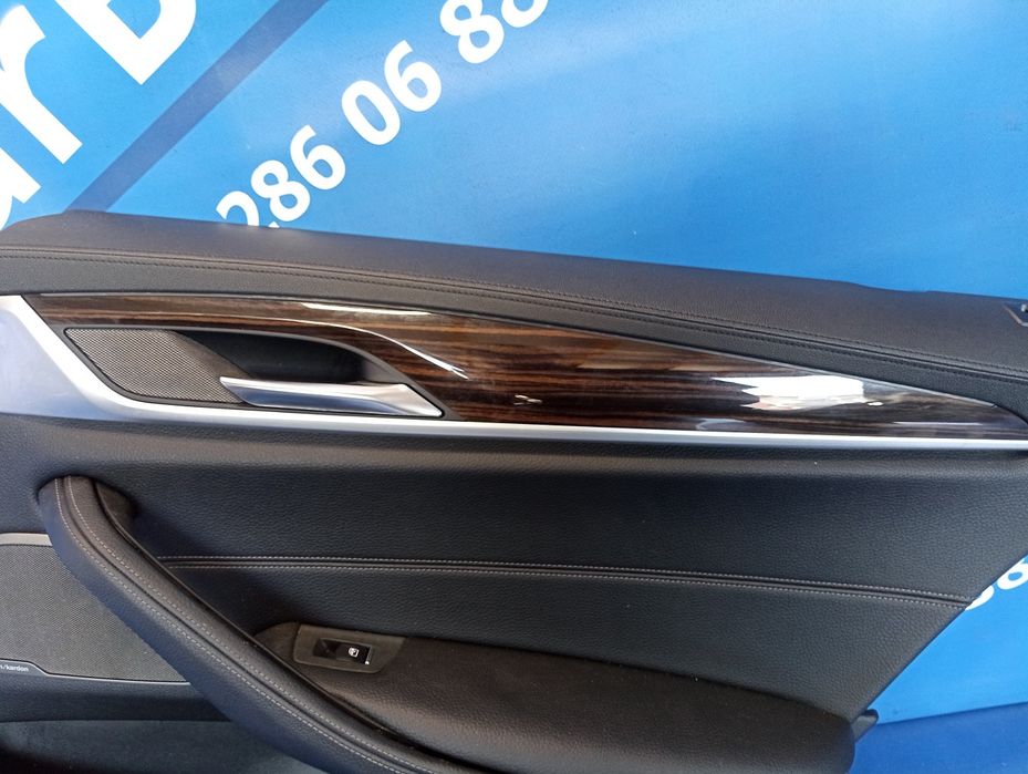 Обшивка (карта) дверей задньої правої БМВ 5 Г30 Оббивка BMW 5 G30