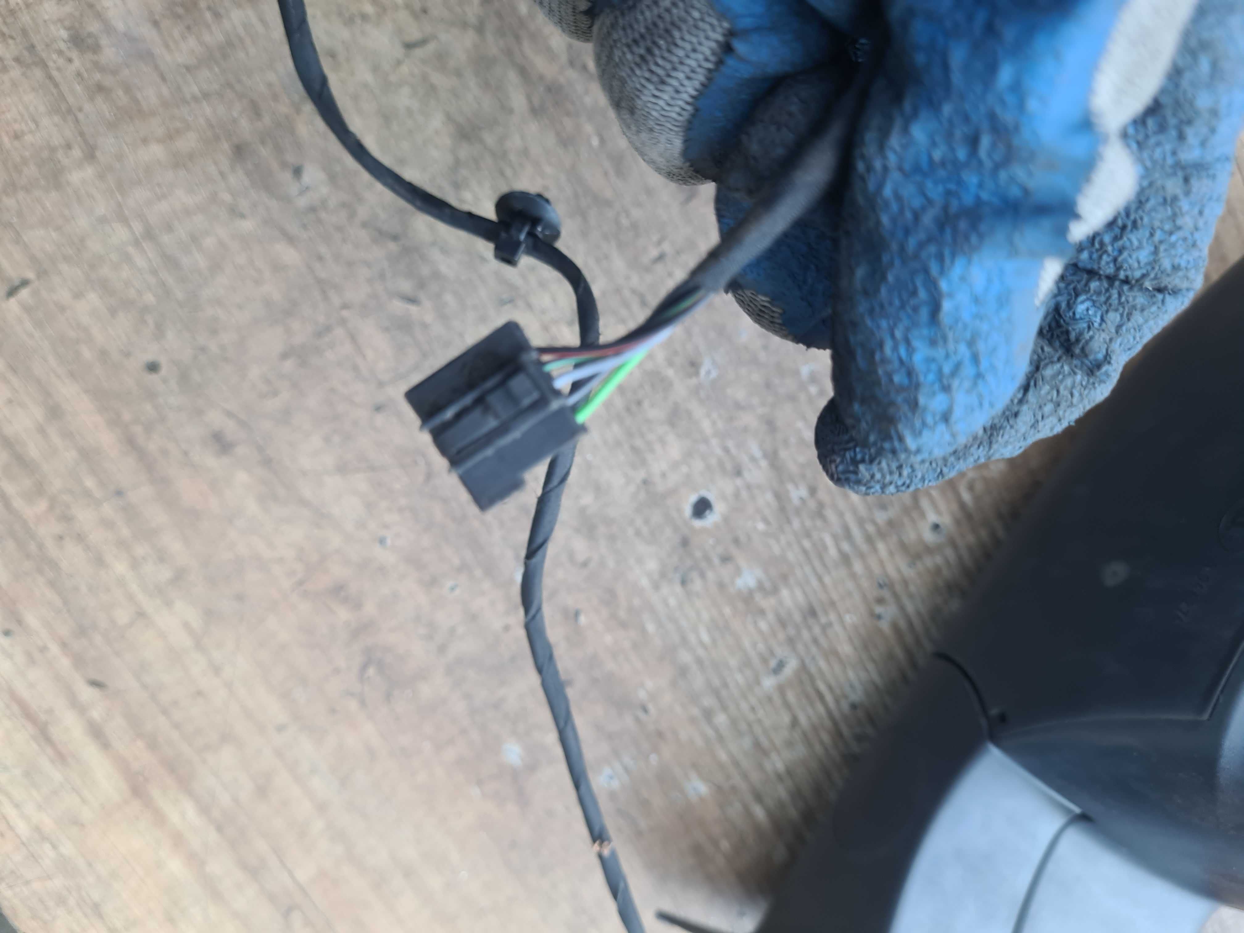 Mercedes Vito 639 2.2 lift lusterko lewe 5 PIN europa bdb stan