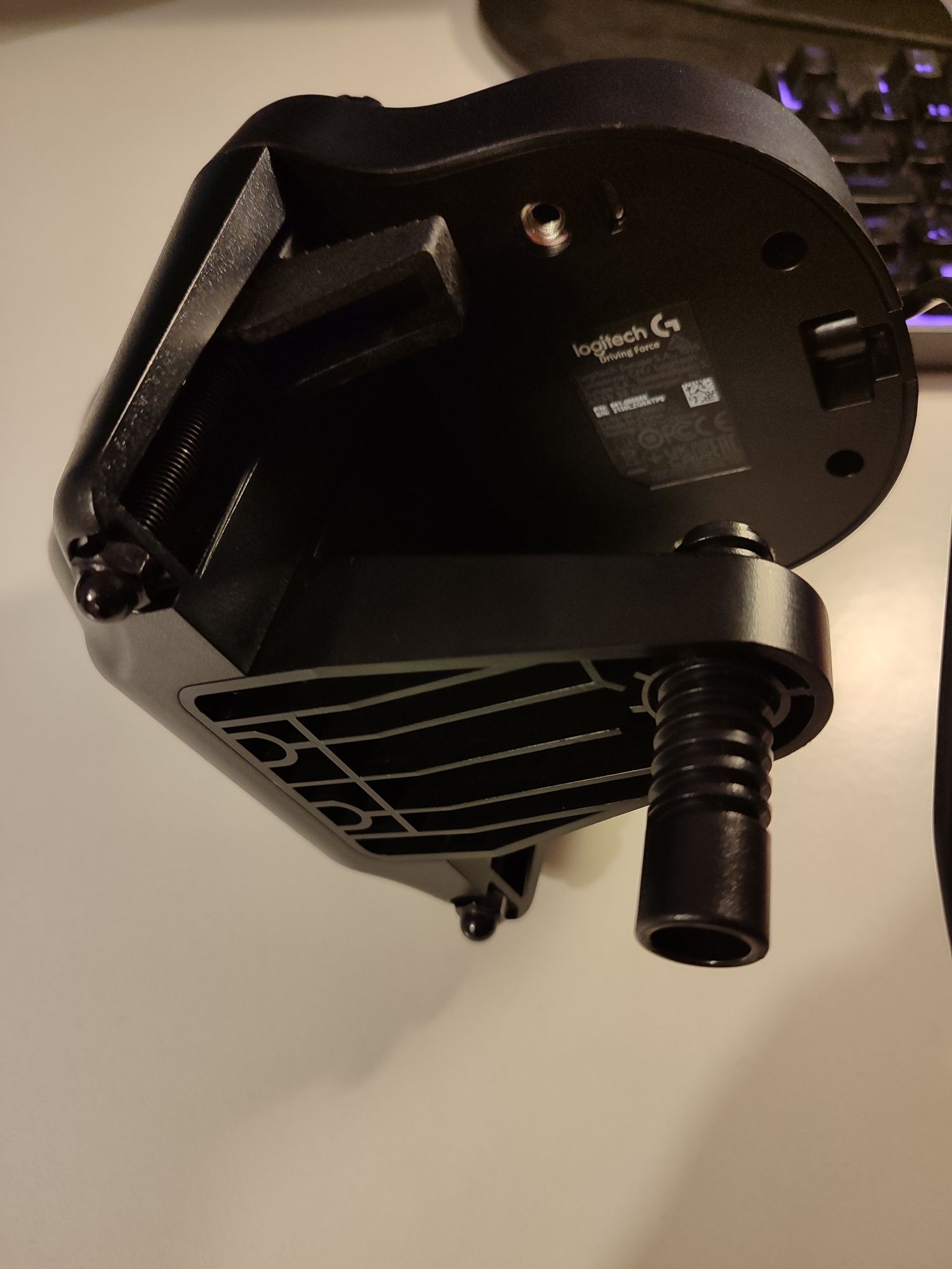 Volante Logitech G923 PC/PS4/PS5 + Suporte + Manete