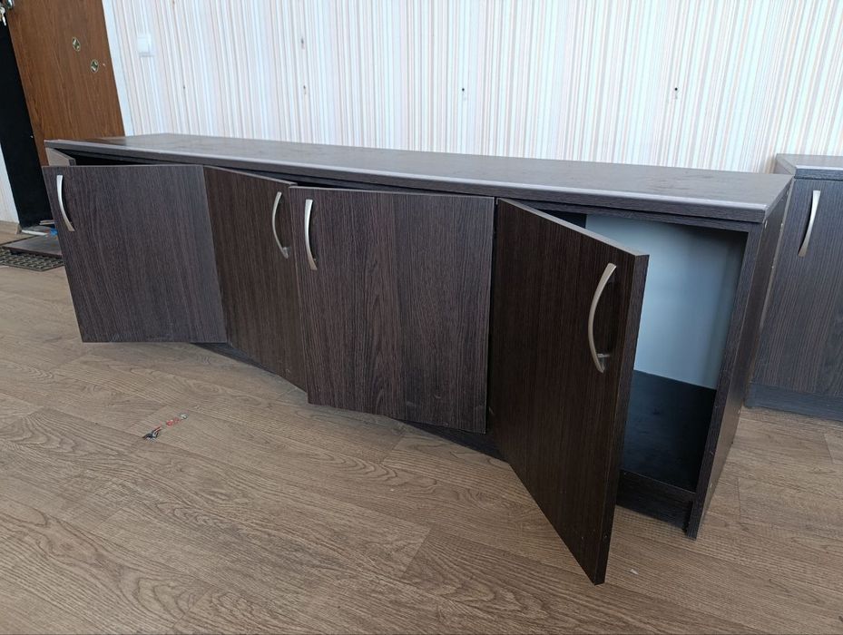 Тумба для дома, офиса или других целей.