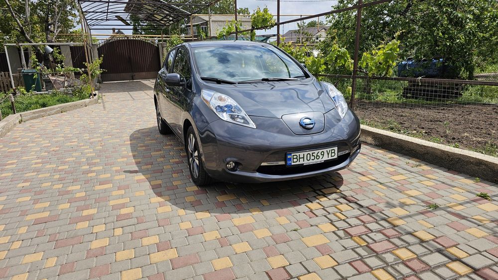Сдам в аренду электромобиль nissan leaf