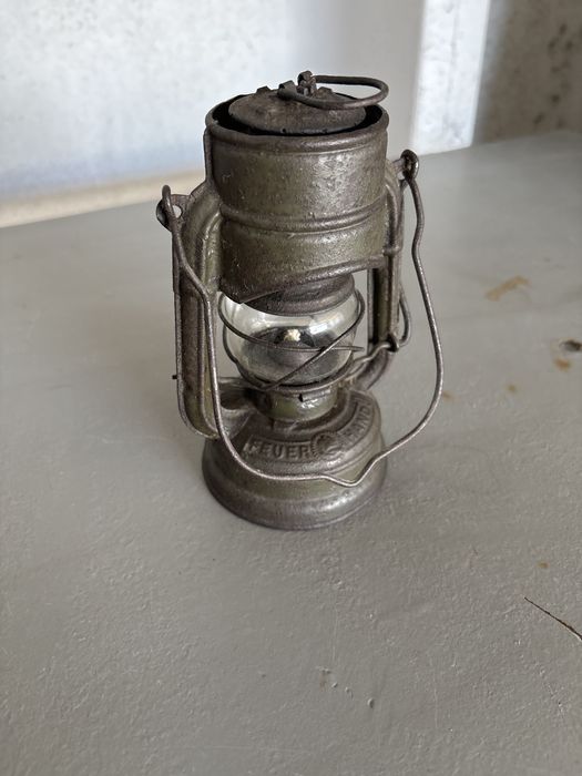 Продам керосинову лампу времен второй мировой войны