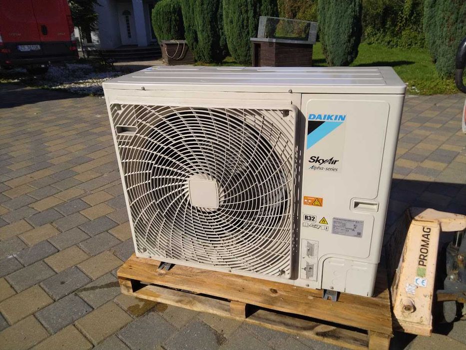 Klimatyzator daikin rzab140n2y1b