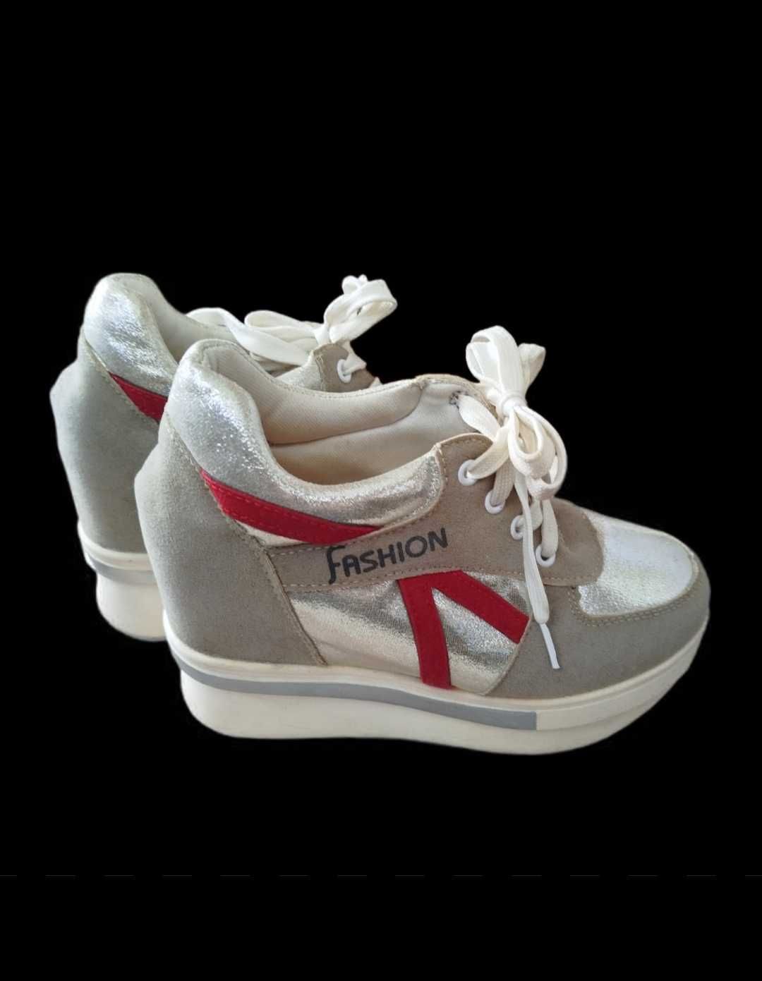 Royalfashion Женские Красовки на платформе 37 р, 24 см.