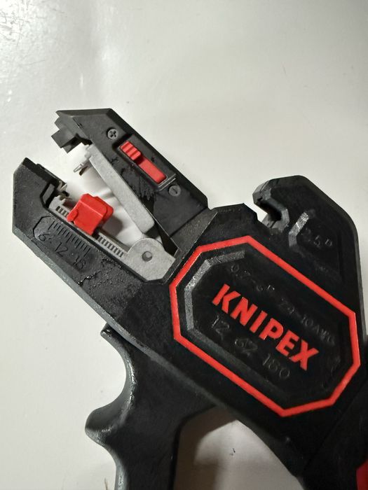 Knipex Szczypce Automatyczne do Ściągania Izolacji