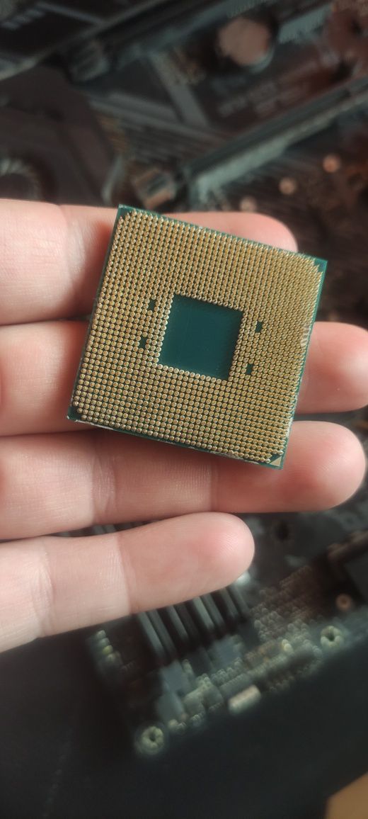 Procesor AMD Ryzen 9 3900X, 3.8 GHz, 64 MB