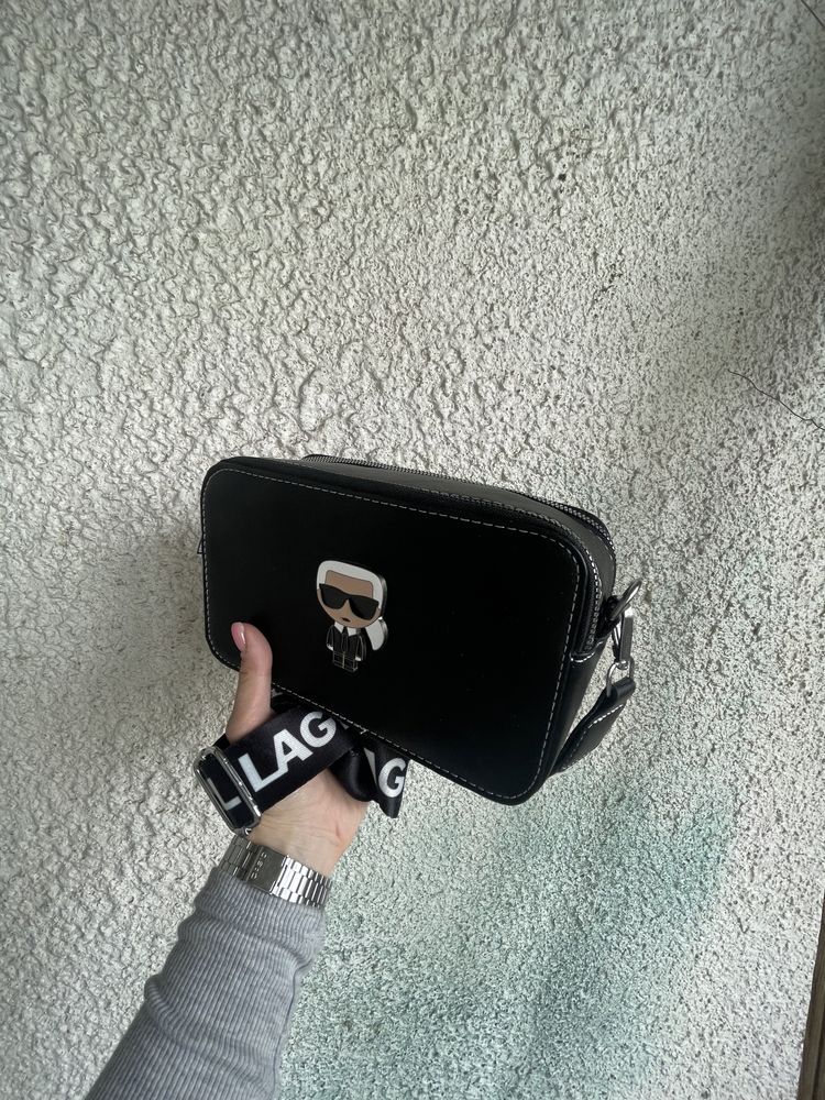 Сумка crossbody Karl Lagerfeld