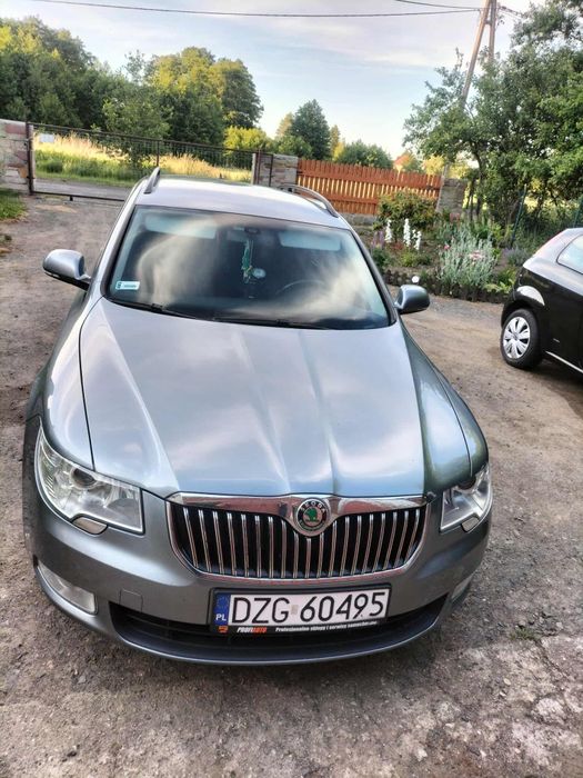 Skoda Superb 2011