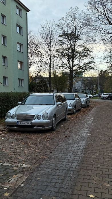 Mercedes-Benz Klasa E W210 3.2cdi AMG bogatą kompletacja