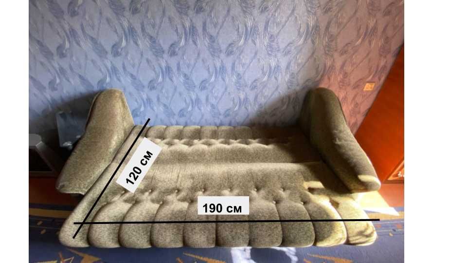 Диван розкладний Б/У  . Самовивіз Черкаси