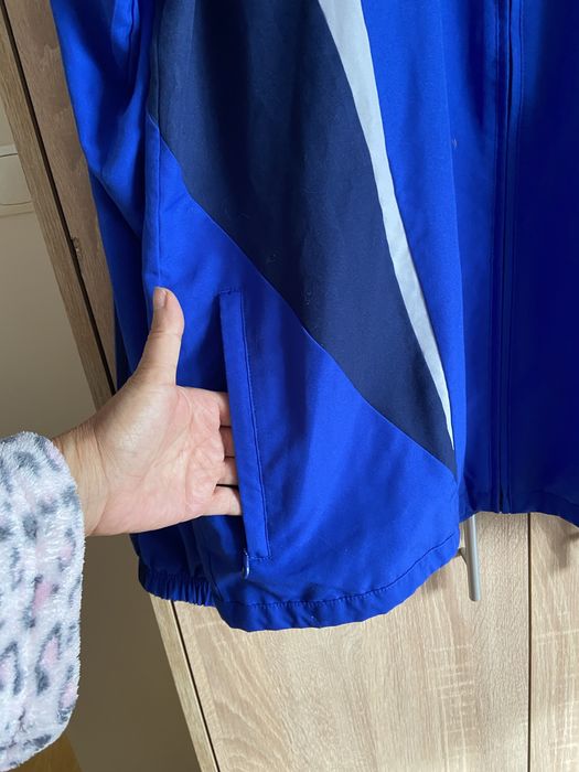 Bluza sportowa wiatrówka