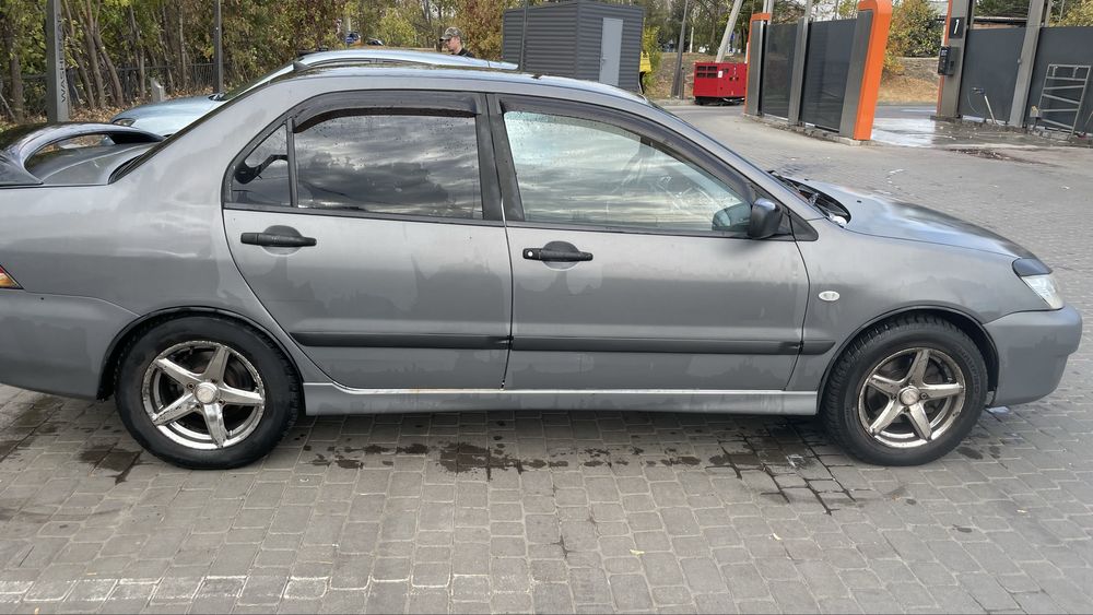 Продам Mitsubishi Lancer 9