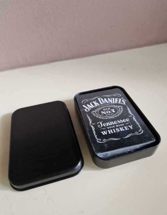 Karty Jack Daniels w czarnym etui, nowe