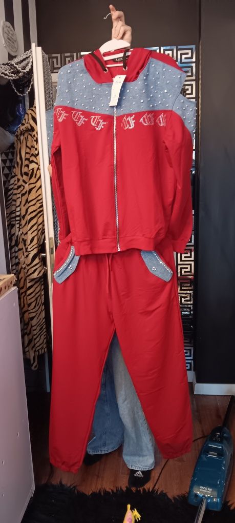 Dres damski czerwony