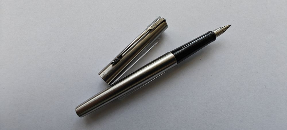 Pióro wieczne Parker Jotter stalowe