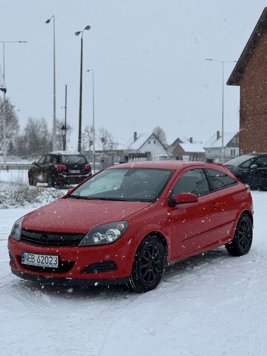 Opel Astra H GTC 1.9 CDTI 120 koni