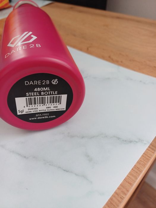 Nowa butelka na wodę