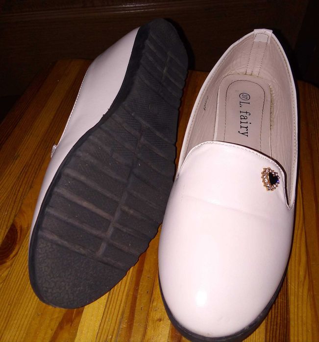 Весняні туфлі, розмір 37 у гарному стані