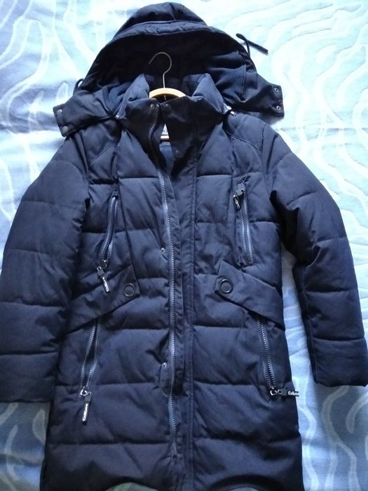 Продам зимову хлочачу куртку