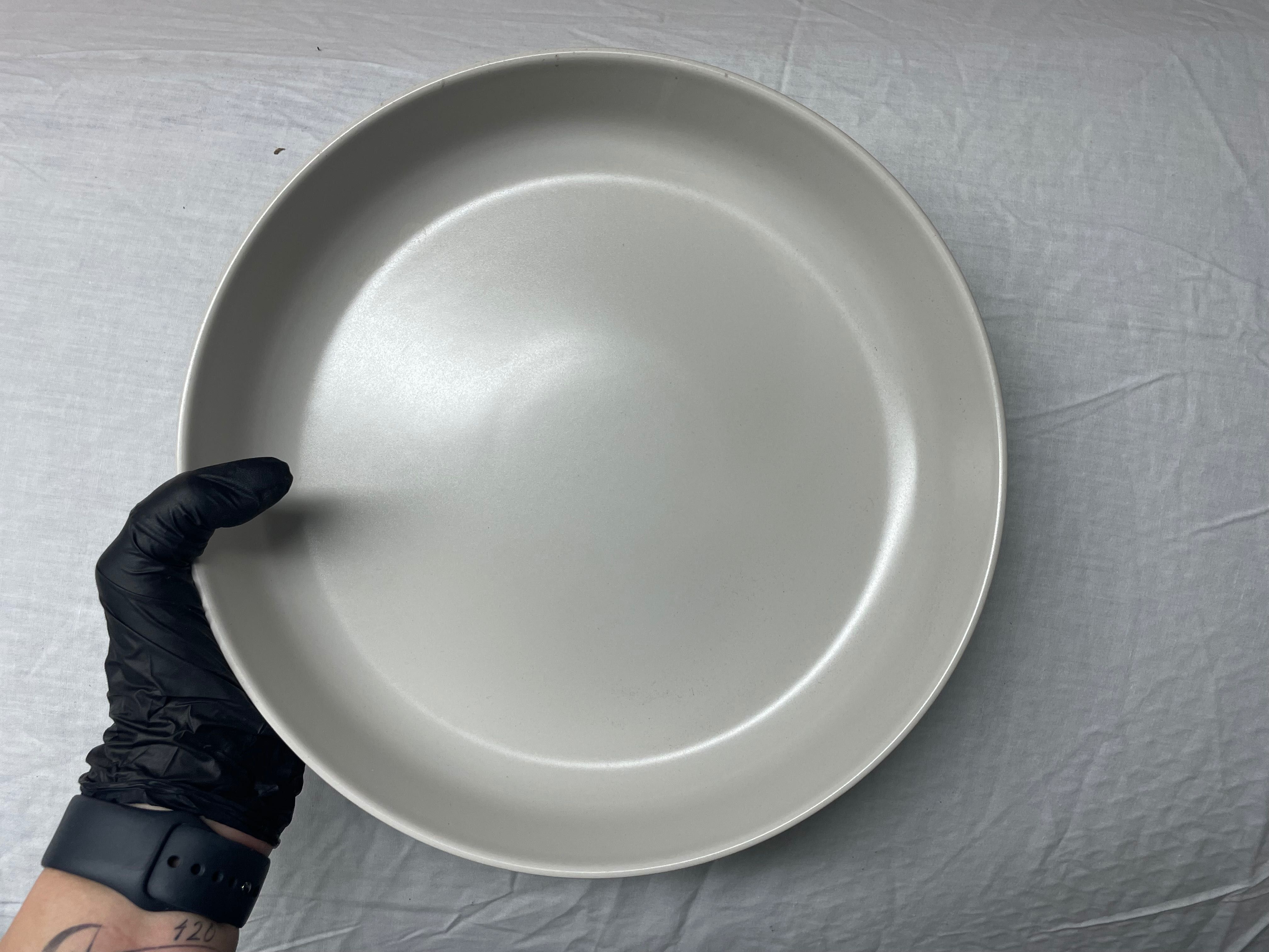 Talerz duży IKEA z rantem 22610