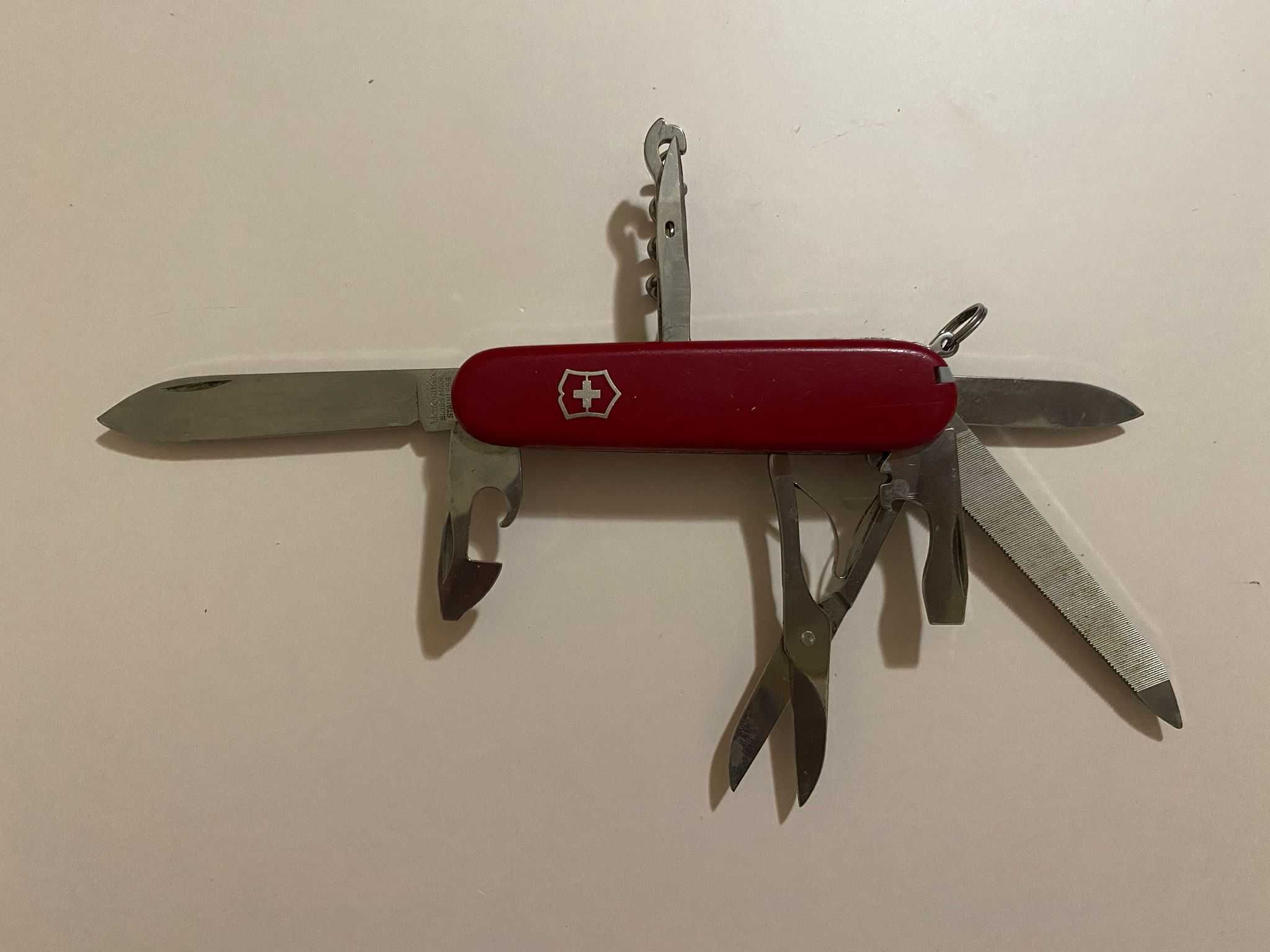 Canivete Victorinox Huntsman, Mountaineer e Outros - Tamanho Médio