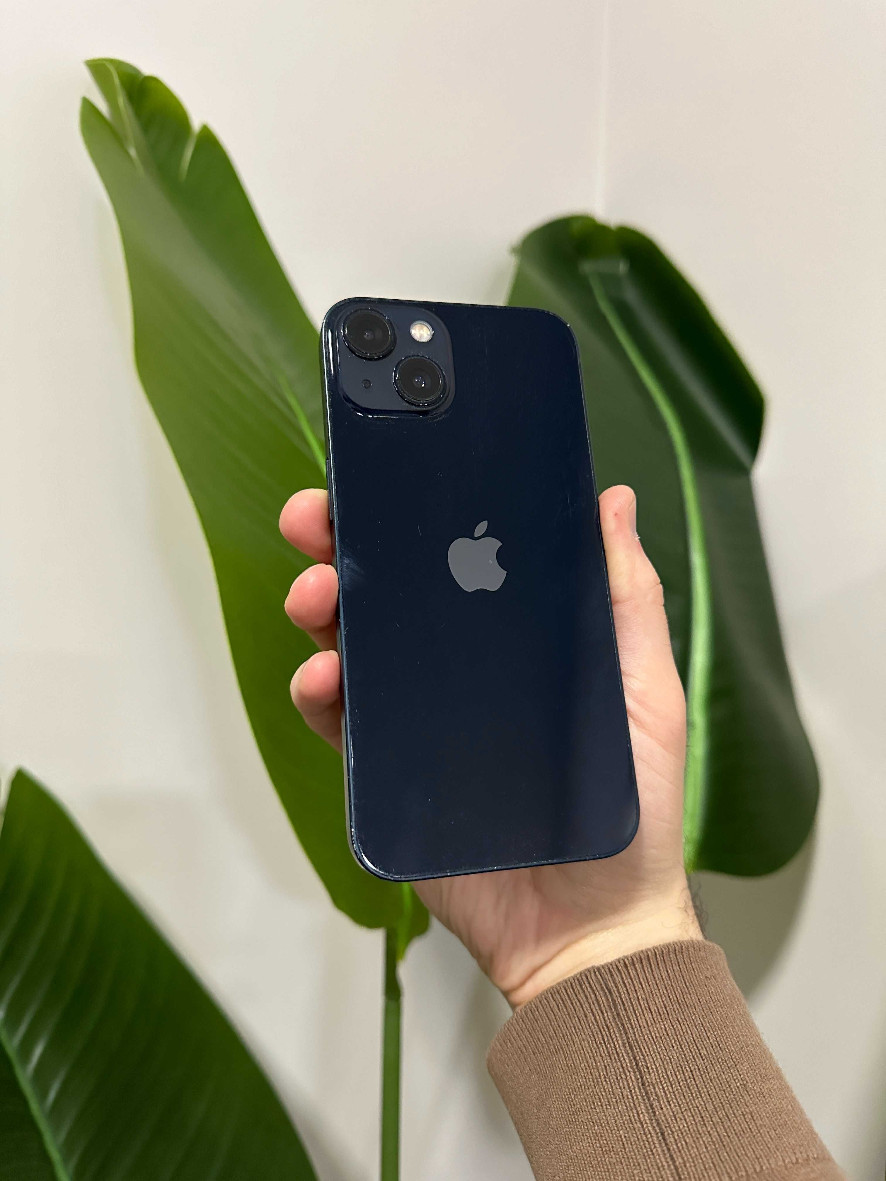 iPhone 13 Midnight Чорний 128gb Neverlock Розстрочка Обмін Магазин