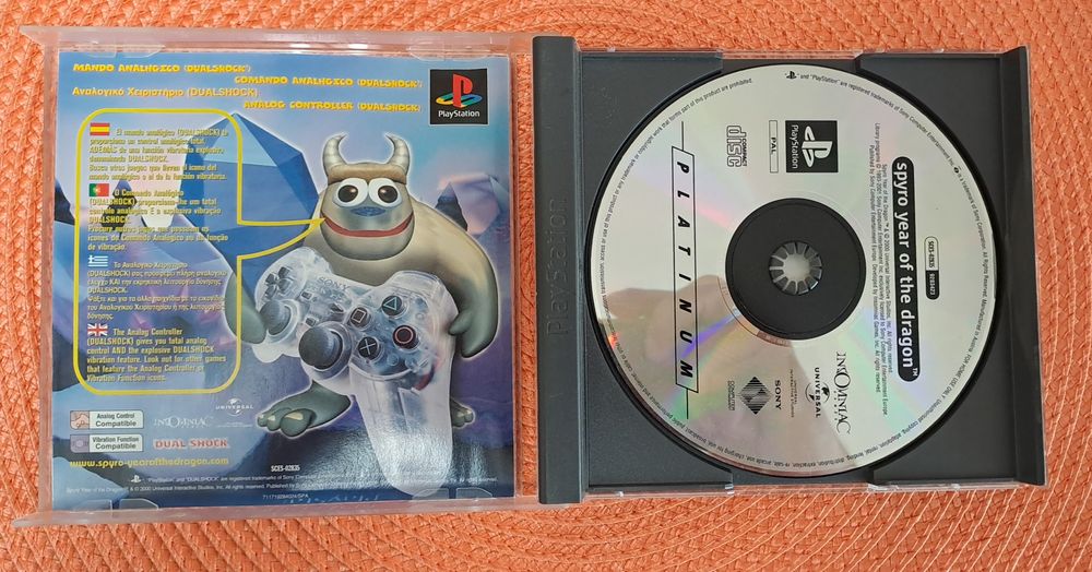 Spyro Year of the Dragon ps1