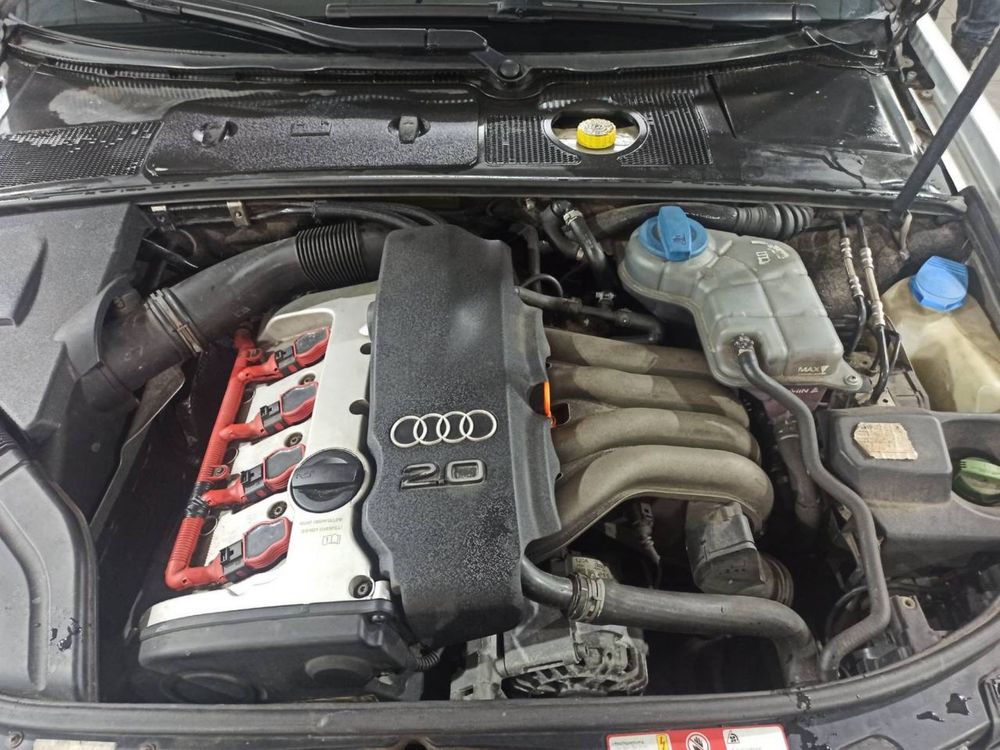 Продам авто aydi A4 b6 торг