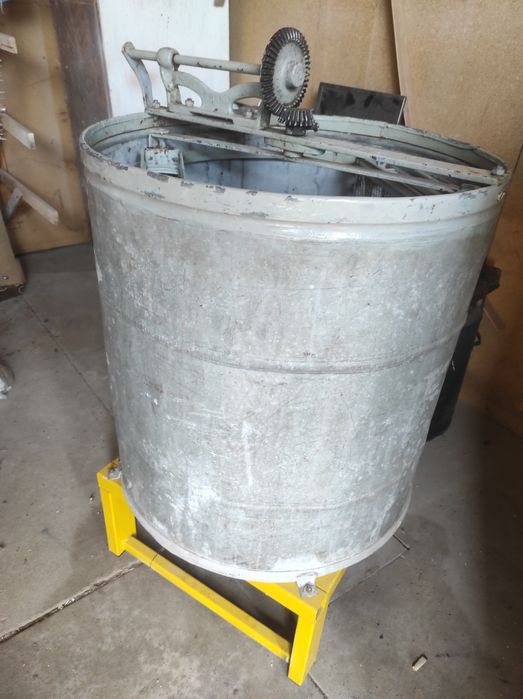 Медогонка оцинкованна.