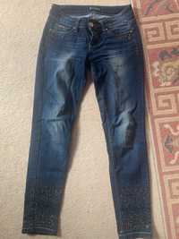 Spodnie jeansowe 28 rozmiar
