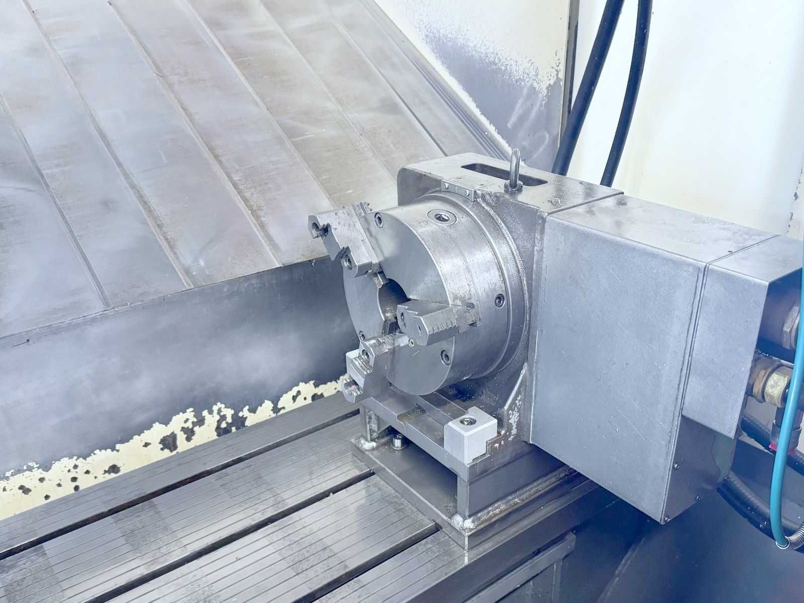 Frezarka CNC HEDELIUS BC 40 D | FILM z pracy| oś x 1600mm | z Niemiec