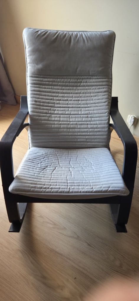 Cadeira de baloiço ikea usada 1 vez
