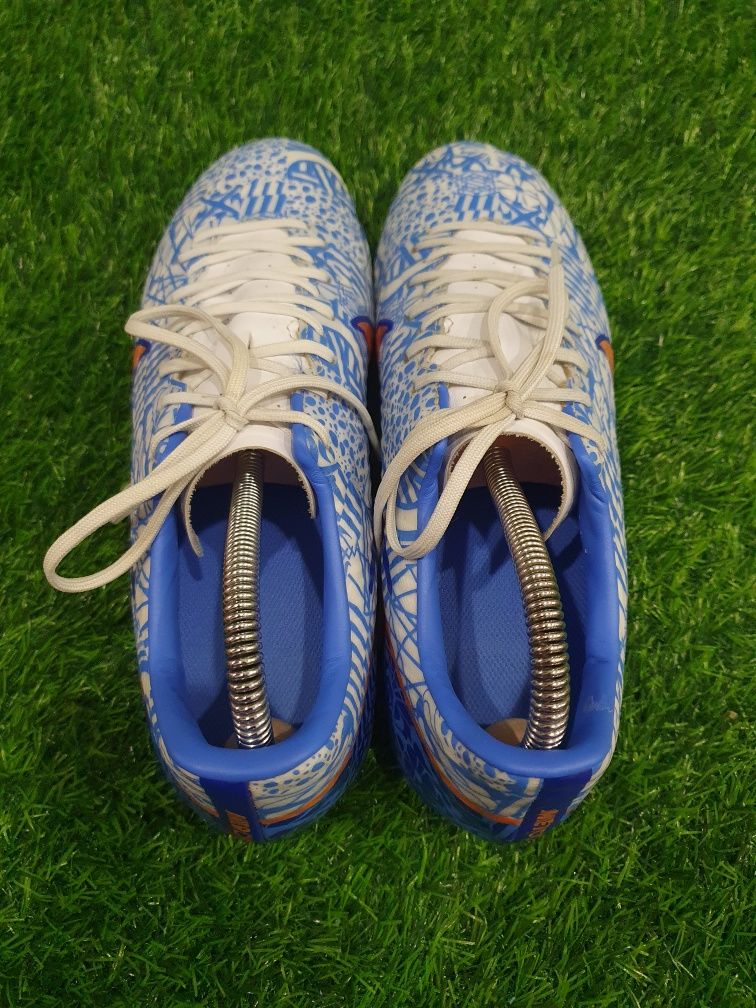Korki Nike Zoom Mercurial Vapor 15 Academy CR7 FG/MG 42,5
