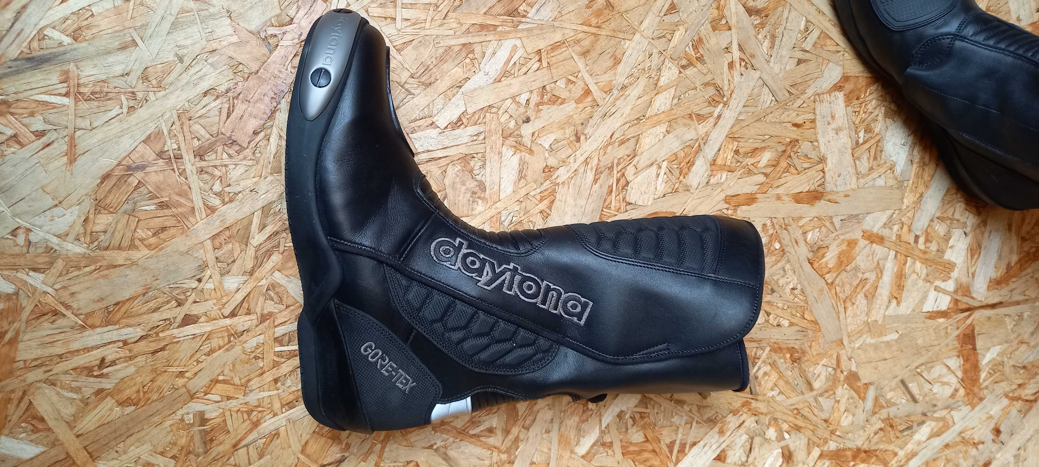 Buty motocyklowe Daytona Strive GTX Buty sportowe NOWE czarne rozm. 42