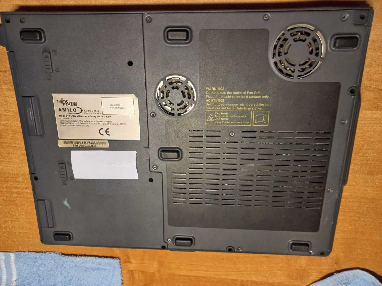 Fujitsu Siemens AMILO D1840