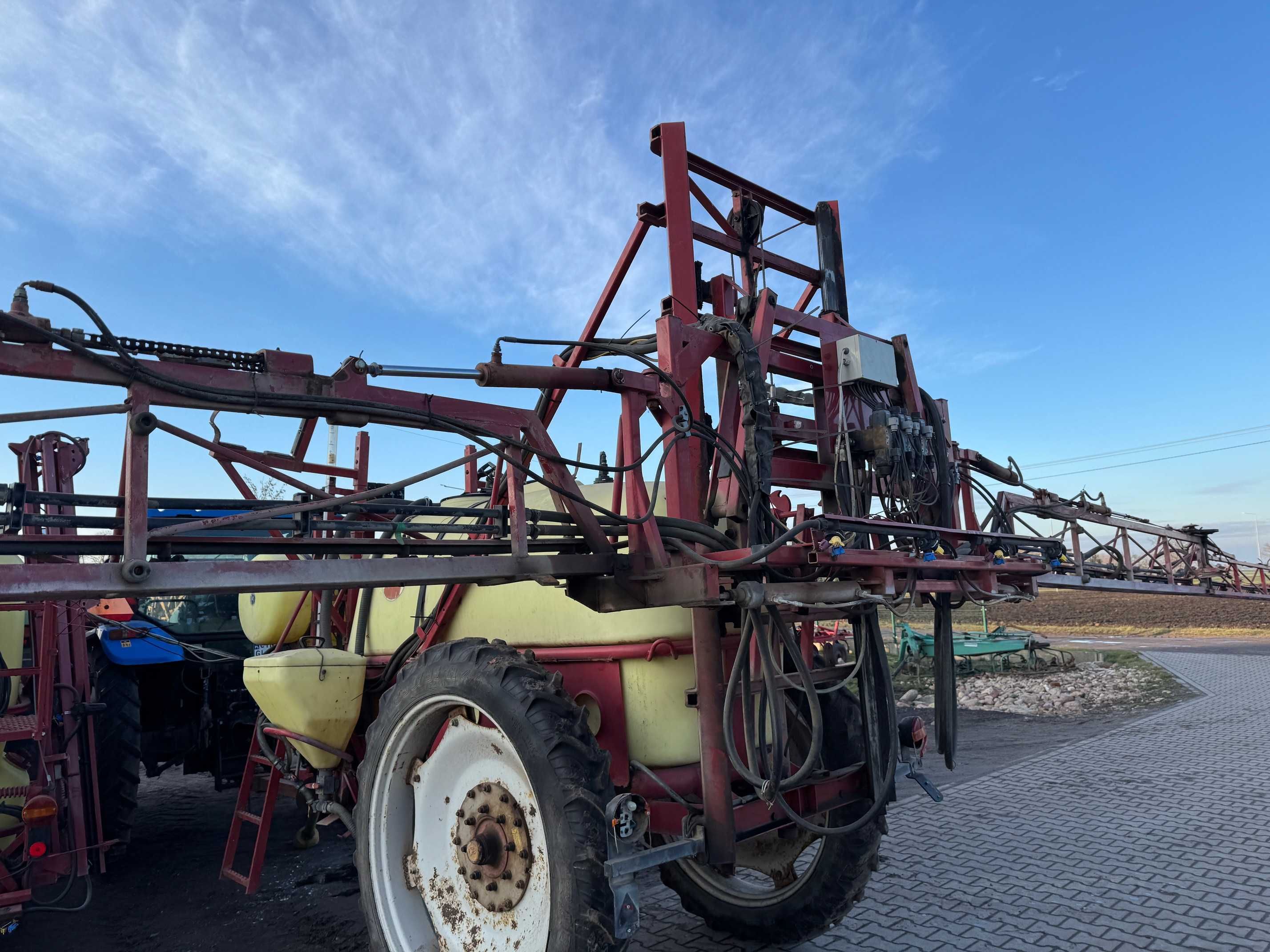 Hardi Commander Twin 3200l 24m, z rękawem, możliwość 21m, ciągany opry
