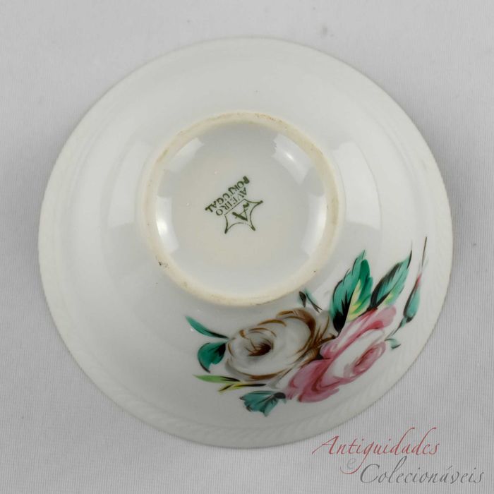 Taça / Tigela em porcelana Artibus, decorada com flores