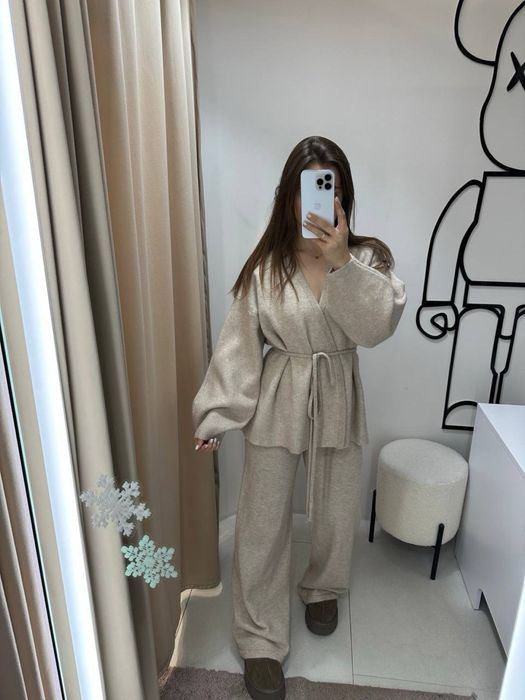 Костюм трикотаж вʼязка бежевий