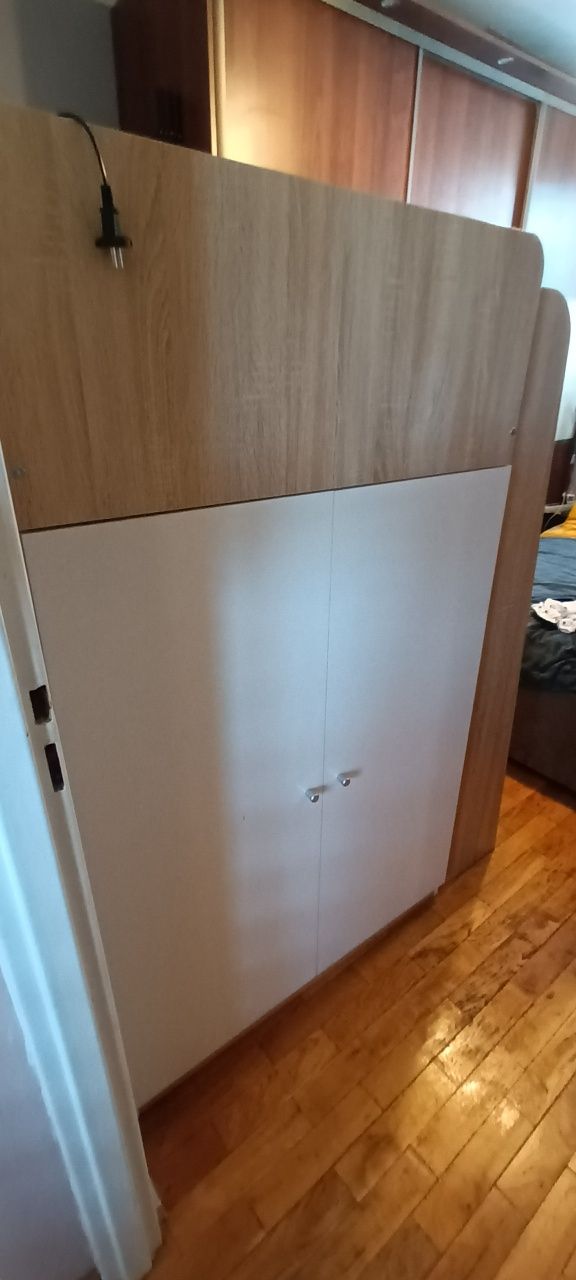 Łóżko piętrowe z biurkiem,szafą i półkami