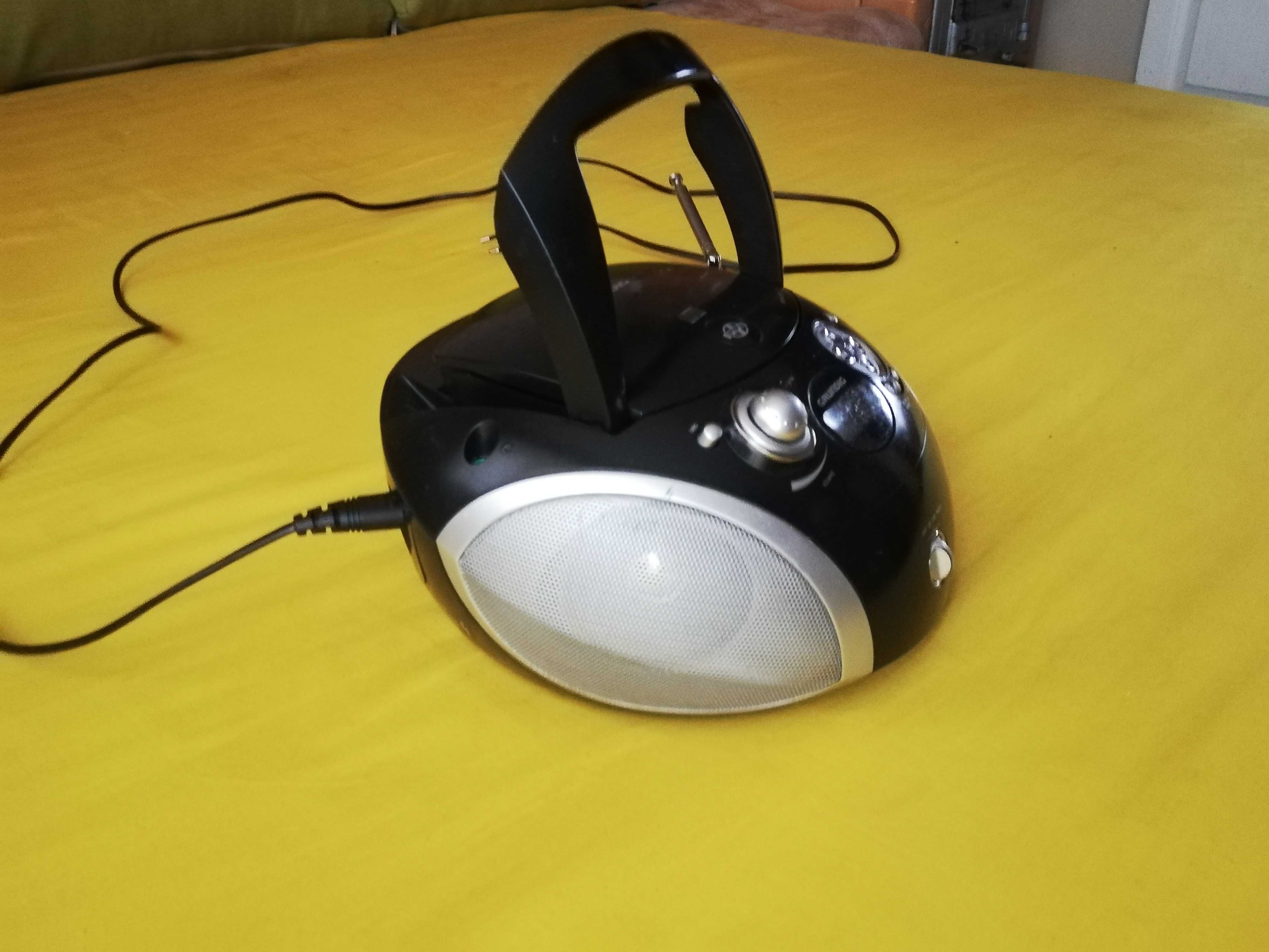 Radiomagnetofon boombox Grundig RCD 1445 MP3 GDP63