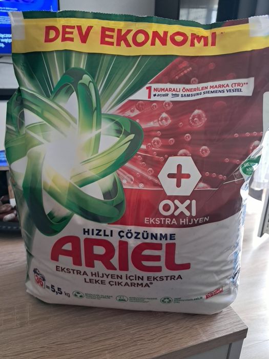 Proszek Ariel do białego 5,5kg