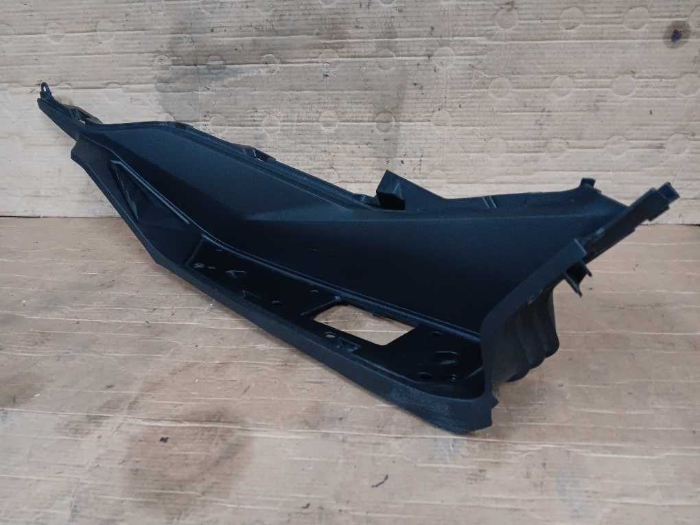 Carenagem pousa pés direita Honda NSS125 / 300 / 350 Forza