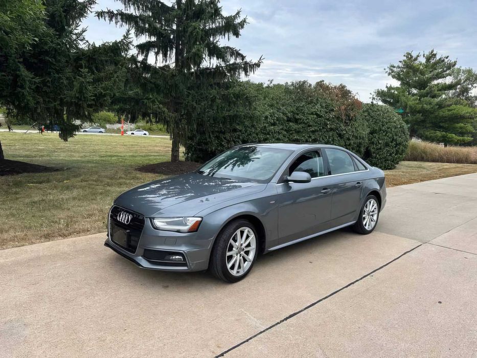 Audi A4      2015