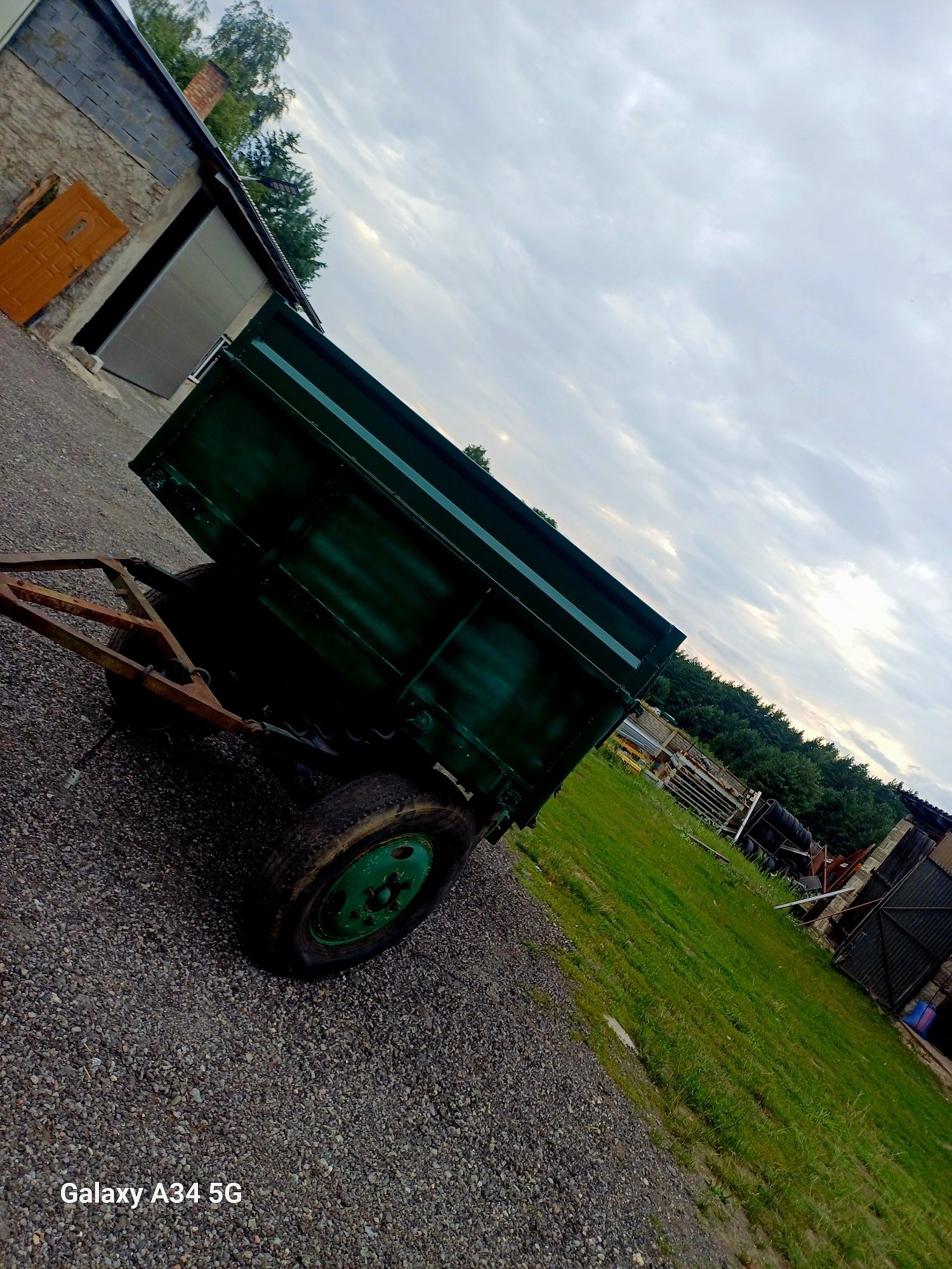 Sprzedam Przyczepa rolnicza ładownosc 4.5 t wysyp
