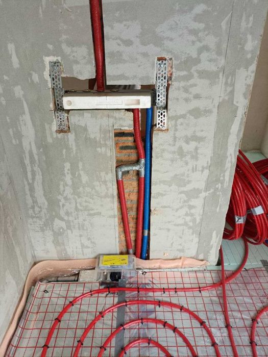 Монтаж сантехніки та опалення . FixDrop команда якій довіряють труби )